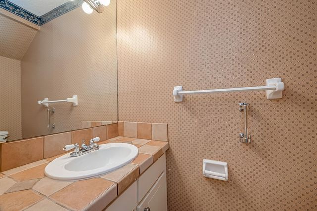 6410 Del Monte Drive 5, Houston, TX 77057