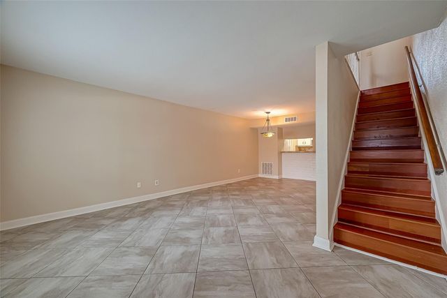 6410 Del Monte Drive 5, Houston, TX 77057