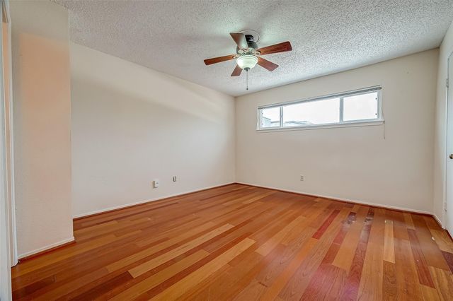 6410 Del Monte Drive 5, Houston, TX 77057