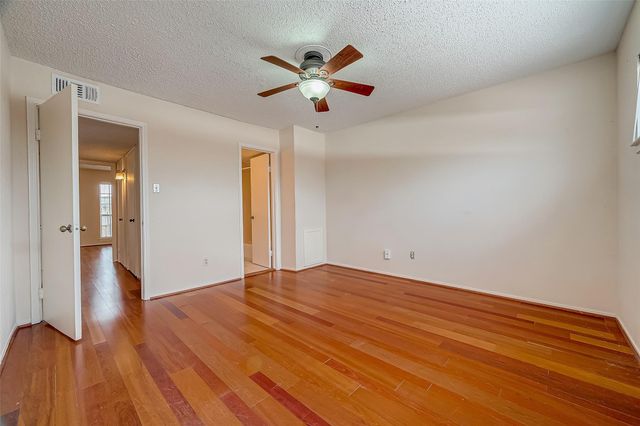 6410 Del Monte Drive 5, Houston, TX 77057
