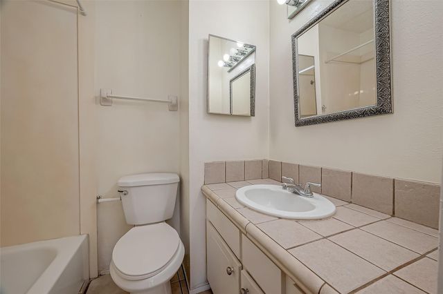 6410 Del Monte Drive 5, Houston, TX 77057