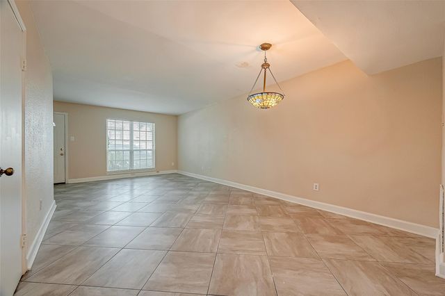 6410 Del Monte Drive 5, Houston, TX 77057