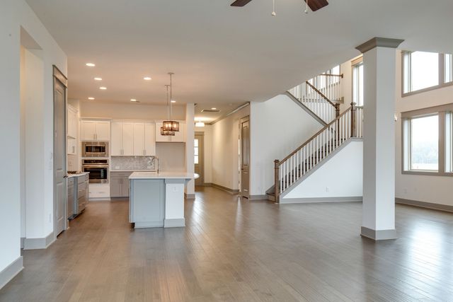 836 Drivers Cir, Columbia, TN 38401