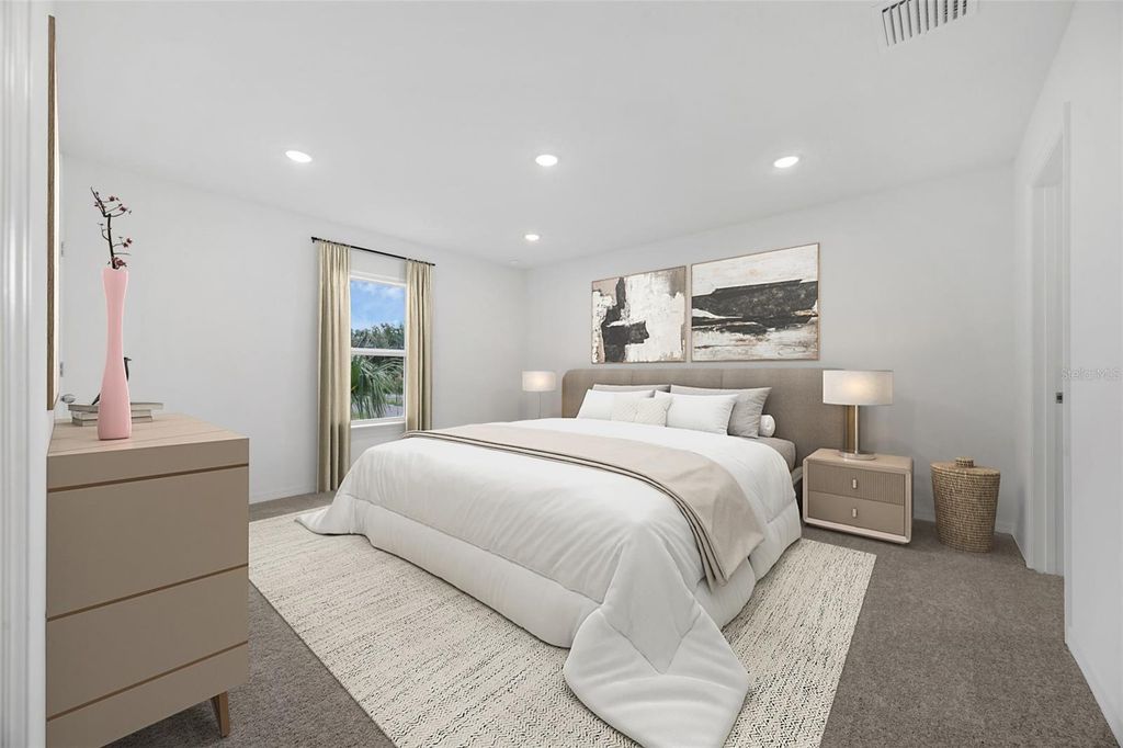 Image 11 of property listing at 1104 CYPRESS ELM DRIVE, Deland, FL 32720