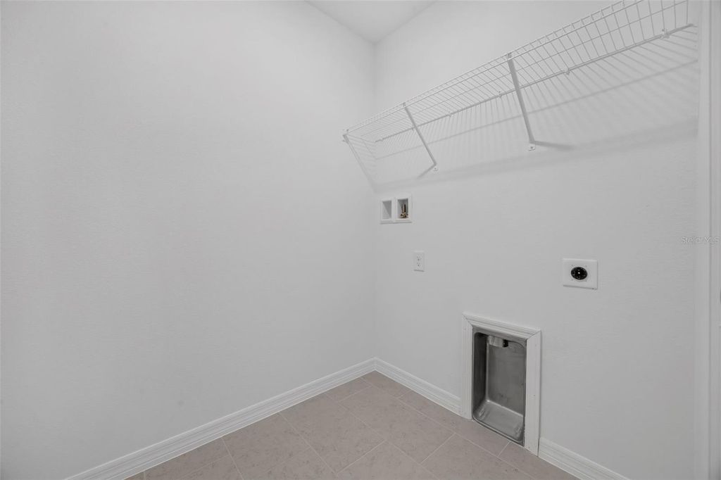 Image 18 of property listing at 1104 CYPRESS ELM DRIVE, Deland, FL 32720