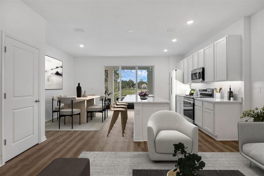 Image 5 of property listing at 1104 CYPRESS ELM DRIVE, Deland, FL 32720