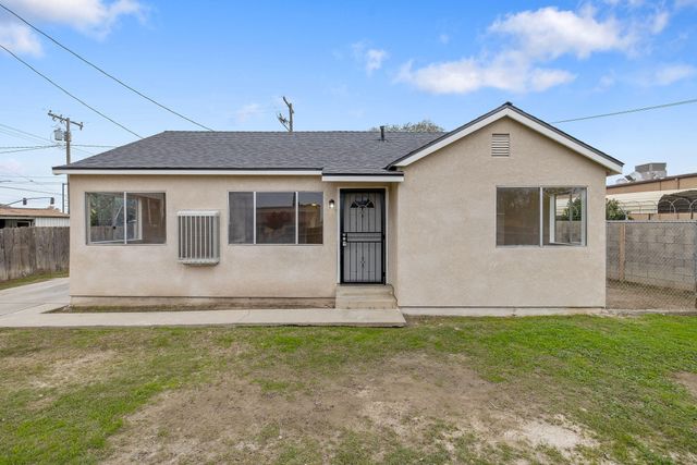 125 N Hicks Street B, Visalia, CA 93291