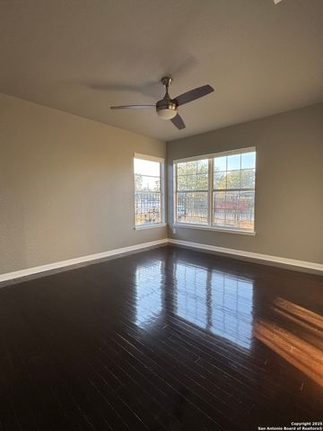 219 E Vestal Pl, San Antonio, TX 78221