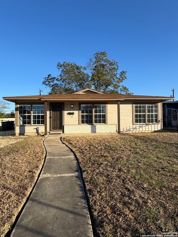 219 E Vestal Pl, San Antonio, TX 78221