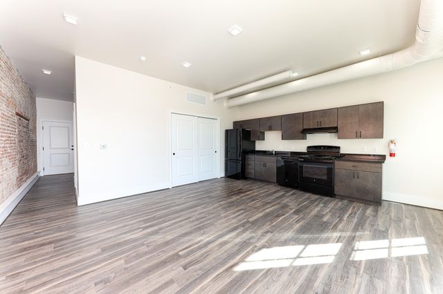 400 N River Street 305, Ypsilanti City, MI 48198