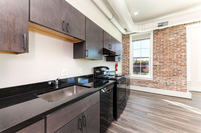 400 N River Street 305, Ypsilanti City, MI 48198