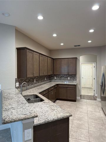 5810 CHRISTIANSEN COURT, Lakeland, FL 33812