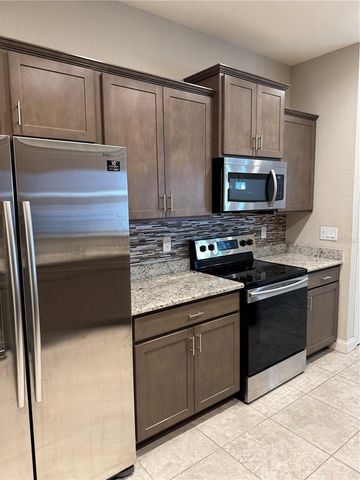 5810 CHRISTIANSEN COURT, Lakeland, FL 33812