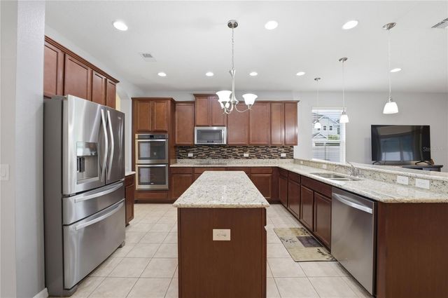 5248 LANDMARK DRIVE, St Cloud, FL 34771