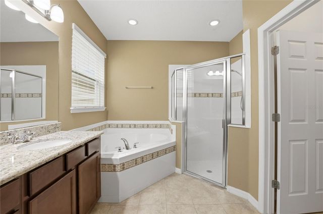 5248 LANDMARK DRIVE, St Cloud, FL 34771