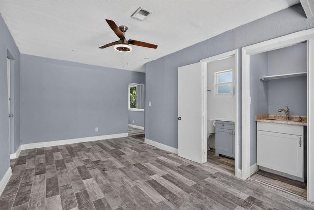 2811 NE 9th Terrace, Pompano Beach, FL 33064
