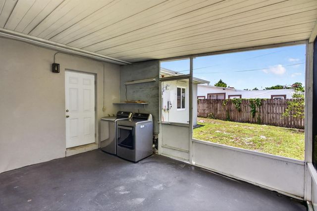 2811 NE 9th Terrace, Pompano Beach, FL 33064