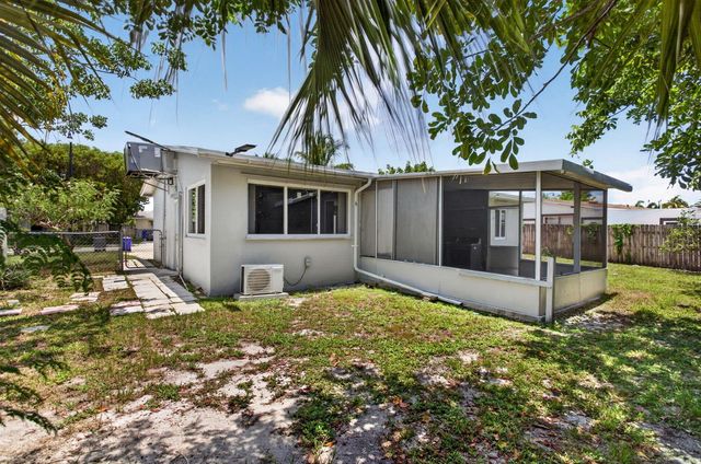 2811 NE 9th Terrace, Pompano Beach, FL 33064