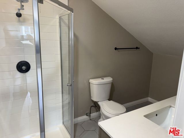 1703 S Burlington Avenue, Los Angeles, CA 90006