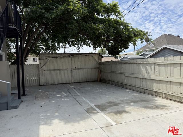 1703 S Burlington Avenue, Los Angeles, CA 90006