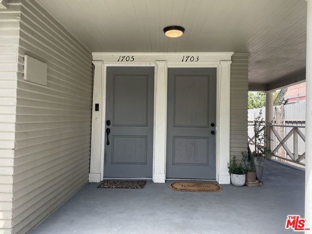 1703 S Burlington Avenue, Los Angeles, CA 90006