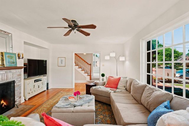 3101 N 103rd STREET, Wauwatosa, WI 53222