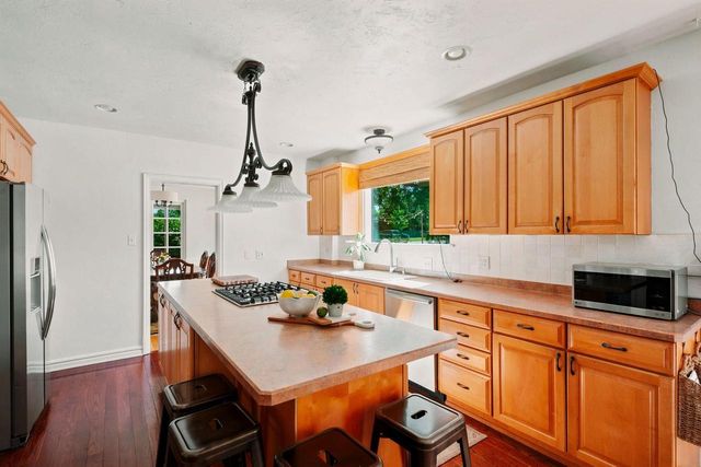 3101 N 103rd STREET, Wauwatosa, WI 53222