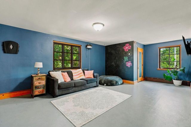 3101 N 103rd STREET, Wauwatosa, WI 53222