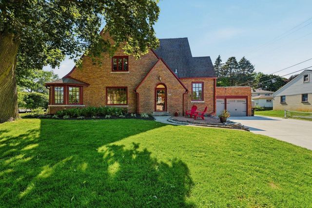 3101 N 103rd STREET, Wauwatosa, WI 53222