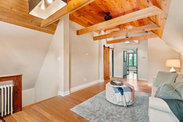 3101 N 103rd STREET, Wauwatosa, WI 53222
