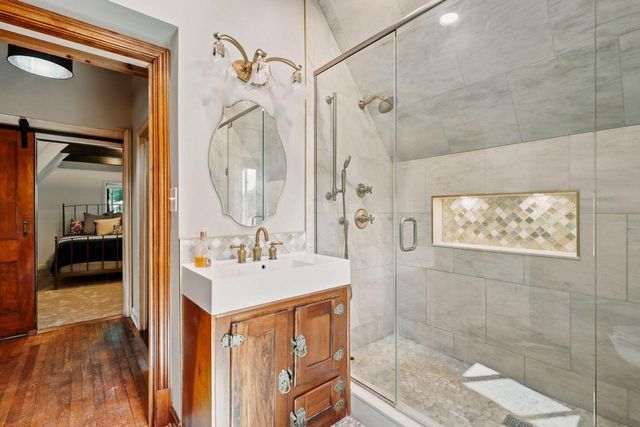 3101 N 103rd STREET, Wauwatosa, WI 53222