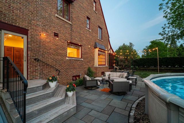 3101 N 103rd STREET, Wauwatosa, WI 53222