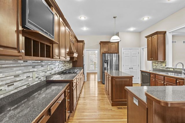 1300 Tupelo Lane, Lexington, KY 40513