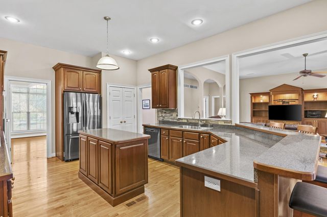 1300 Tupelo Lane, Lexington, KY 40513