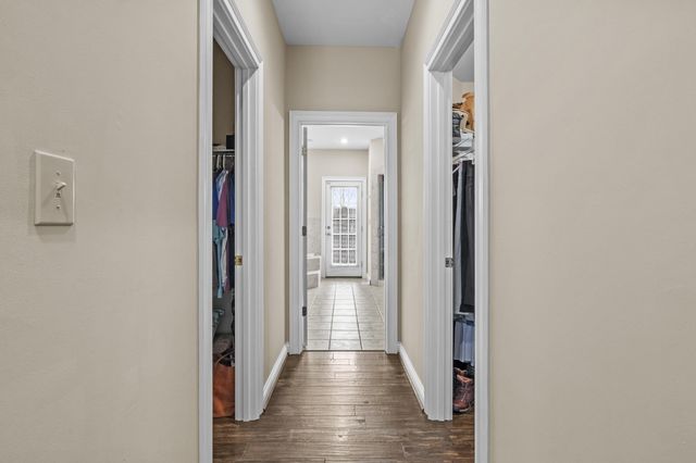 1300 Tupelo Lane, Lexington, KY 40513