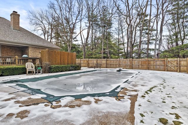 1300 Tupelo Lane, Lexington, KY 40513