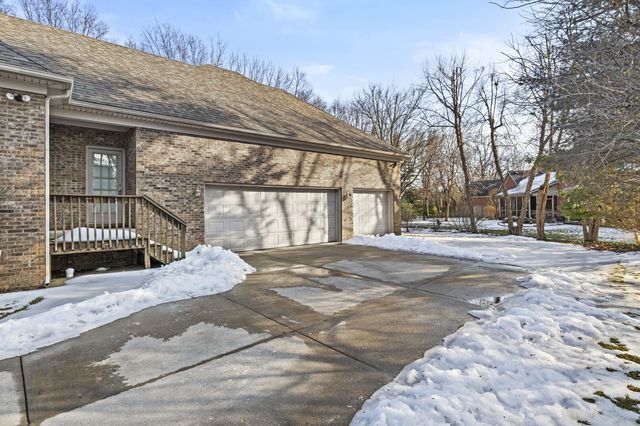 1300 Tupelo Lane, Lexington, KY 40513