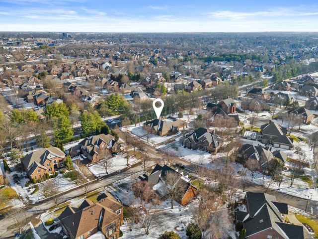 1300 Tupelo Lane, Lexington, KY 40513