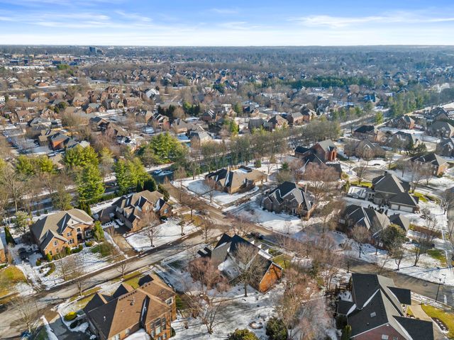 1300 Tupelo Lane, Lexington, KY 40513