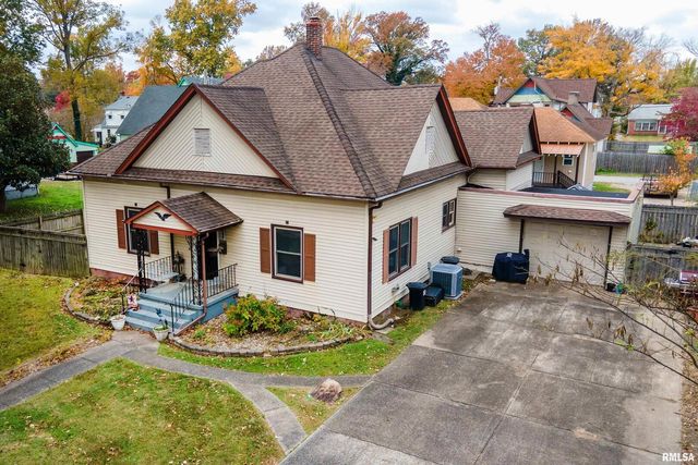 306 S MADISON Street, Marion, IL 62959