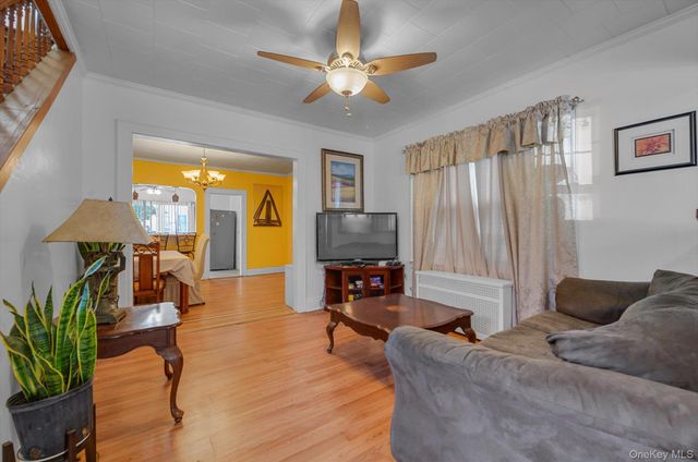 225-13 95th Avenue, Floral Park, NY 11001