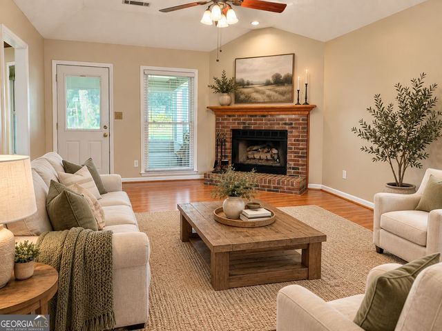 3380 Coles Creek Drive, Buford, GA 30519
