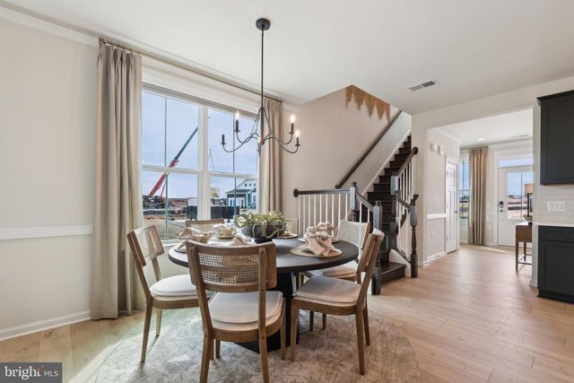 112 ZINNIA LN, Winchester, VA 22603