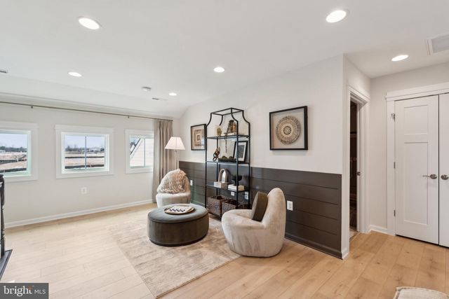 112 ZINNIA LN, Winchester, VA 22603