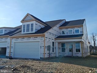 112 ZINNIA LN, Winchester, VA 22603