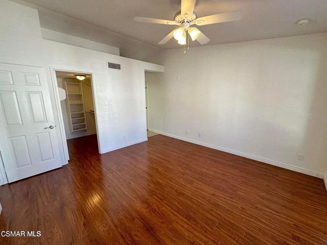 684 Sutton Crest Trail 101, Oak Park, CA 91377