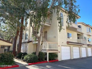 684 Sutton Crest Trail 101, Oak Park, CA 91377