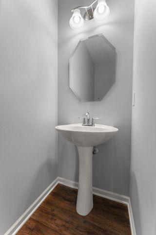 9228 Briar Lane, St. John, IN 46373