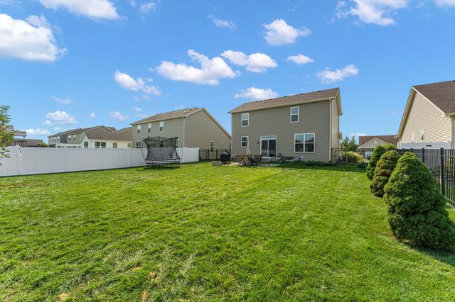 9228 Briar Lane, St. John, IN 46373