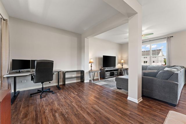 9228 Briar Lane, St. John, IN 46373